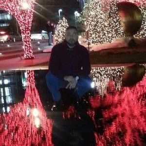 Meet your Posher, Cesar